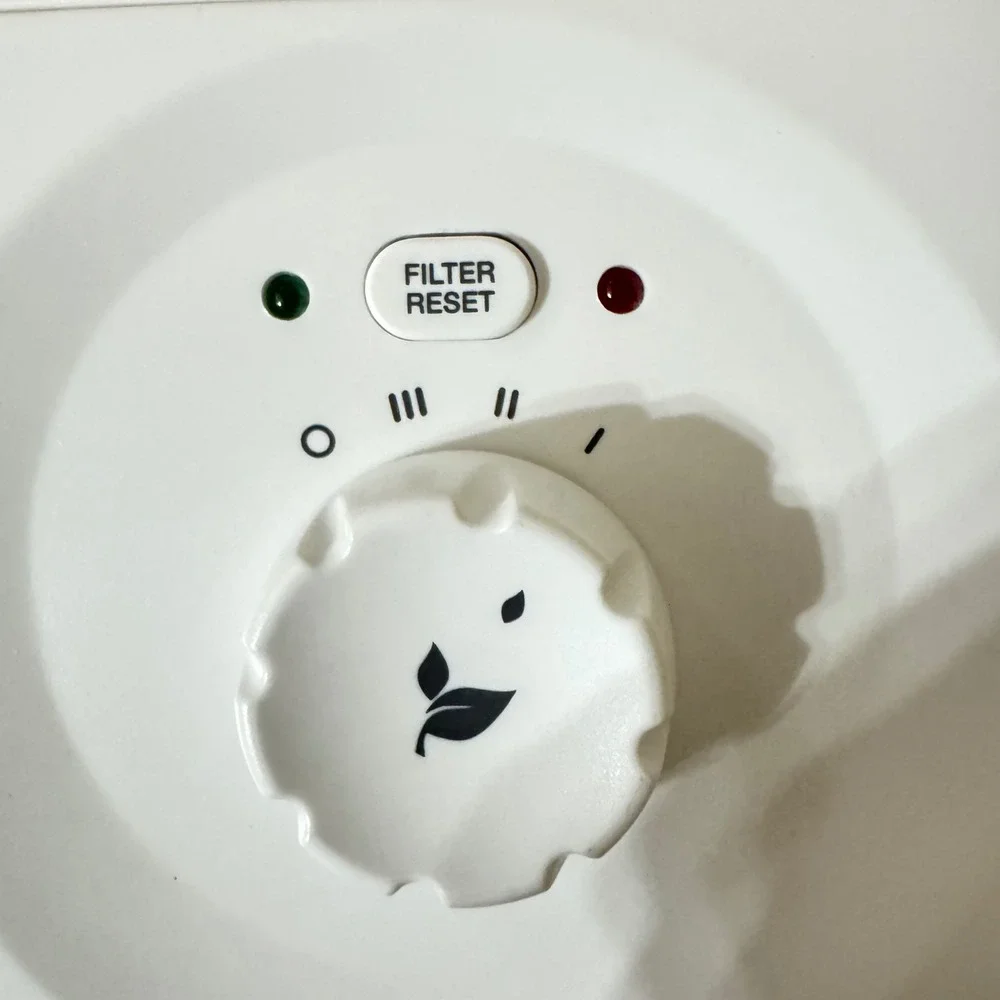 Honeywell HHT270WHD Compact Personal Tabletop Humidifier‎ White